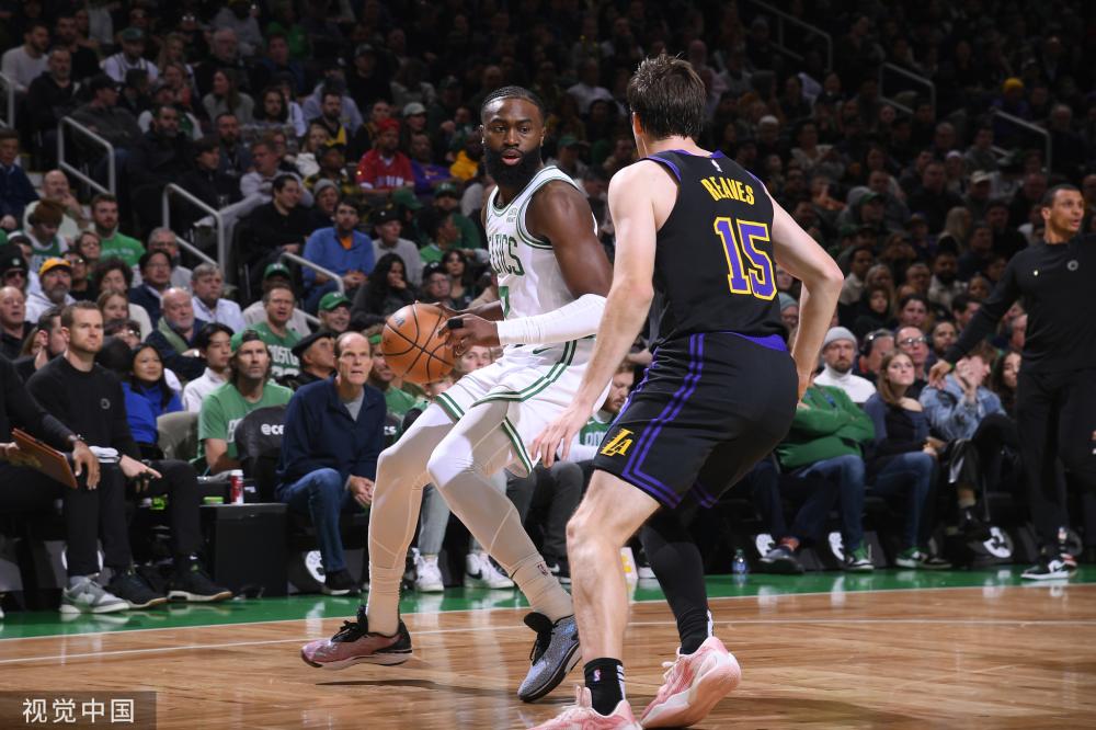 使他能够在 使他能够在